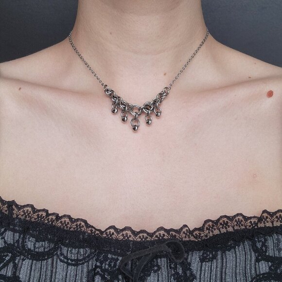 Gothic vintage silver elegant princess chandelier chain mail necklace - Picture 2 of 5